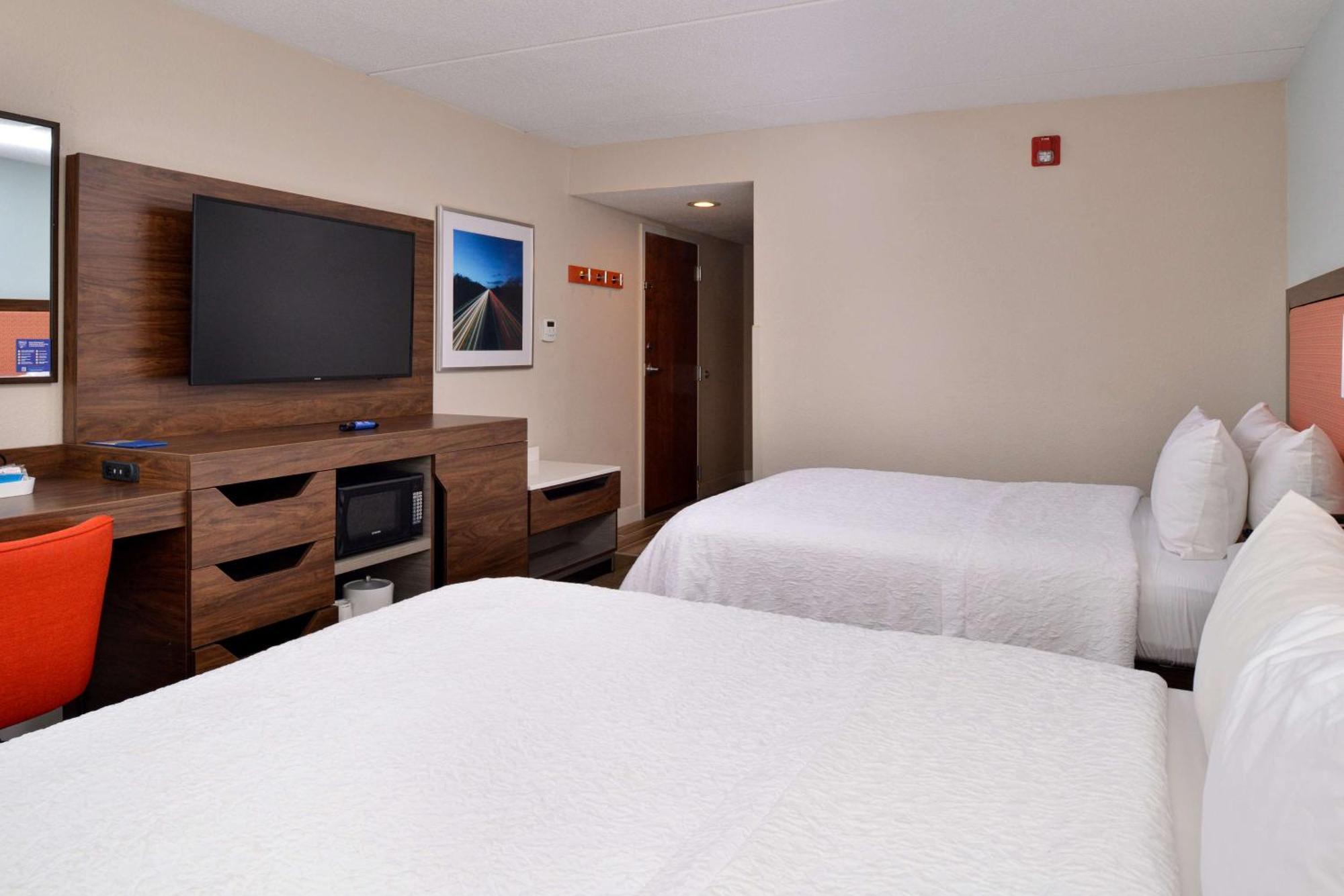 Hampton Inn Henderson Exterior photo