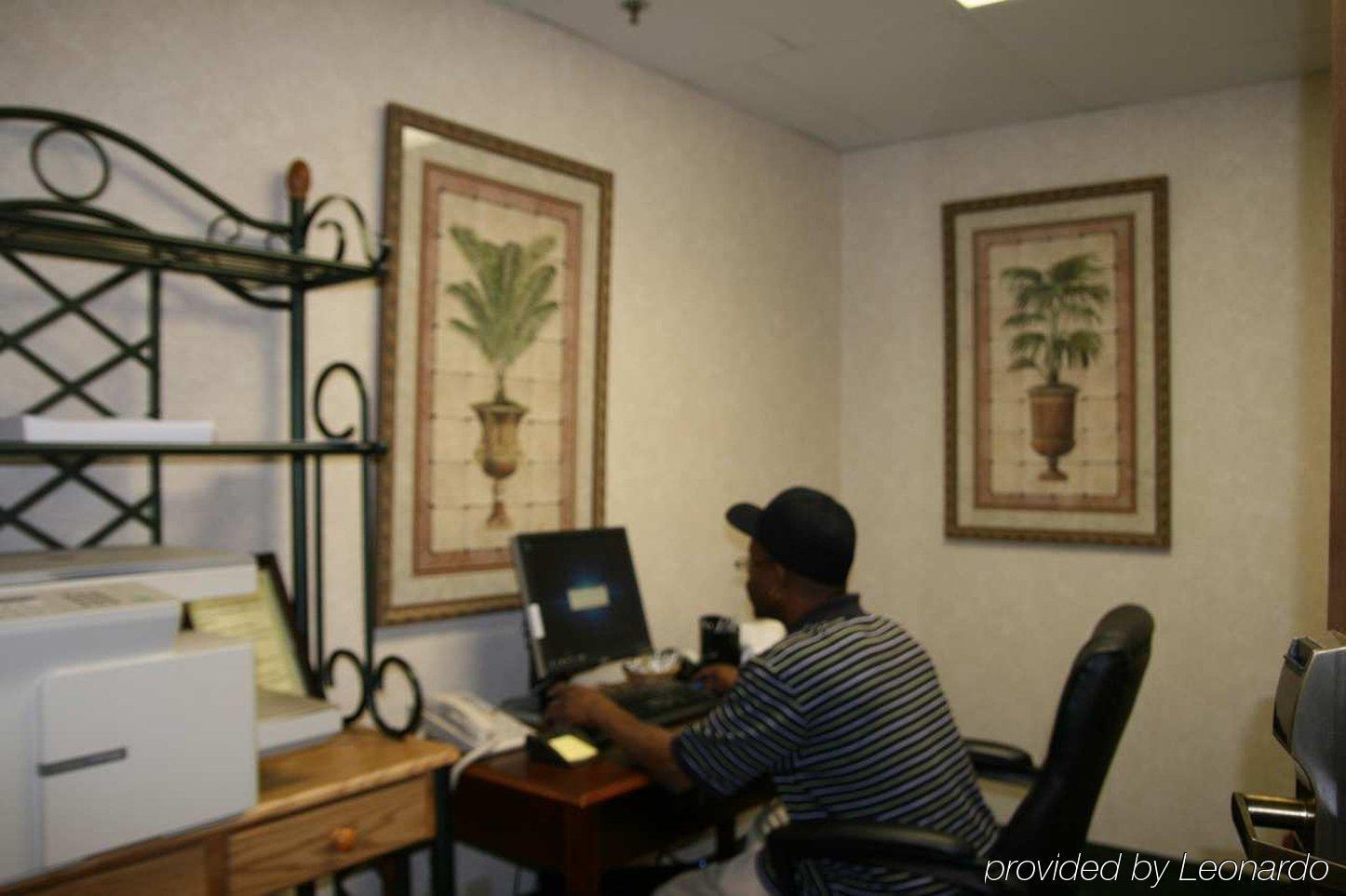 Hampton Inn Henderson Facilities photo
